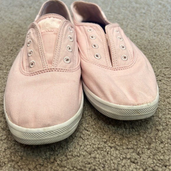 Chillax Light Pink Canvas Slip-On Sneakers - Picture 6 of 9